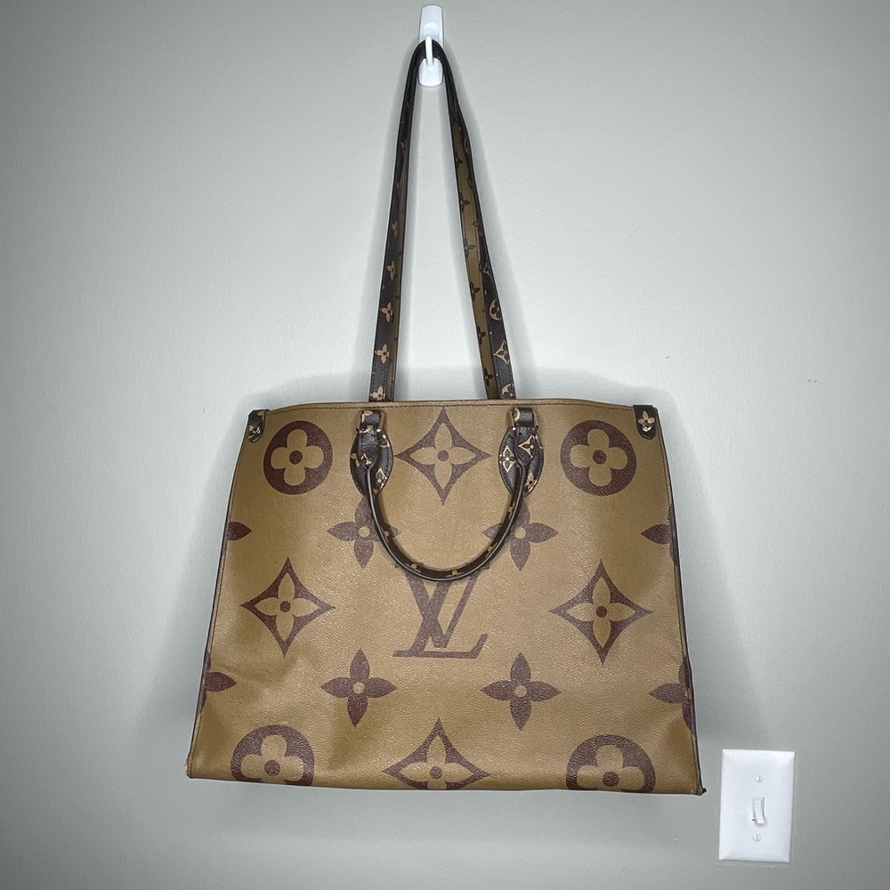 Louis Vuitton On The Go MM Tote Bag Large Monogram Reverse  Leather